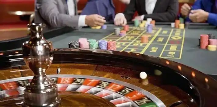 lucky 101 Login kar ke lucky 101 ke Live Casino Tables ka lutf uthao